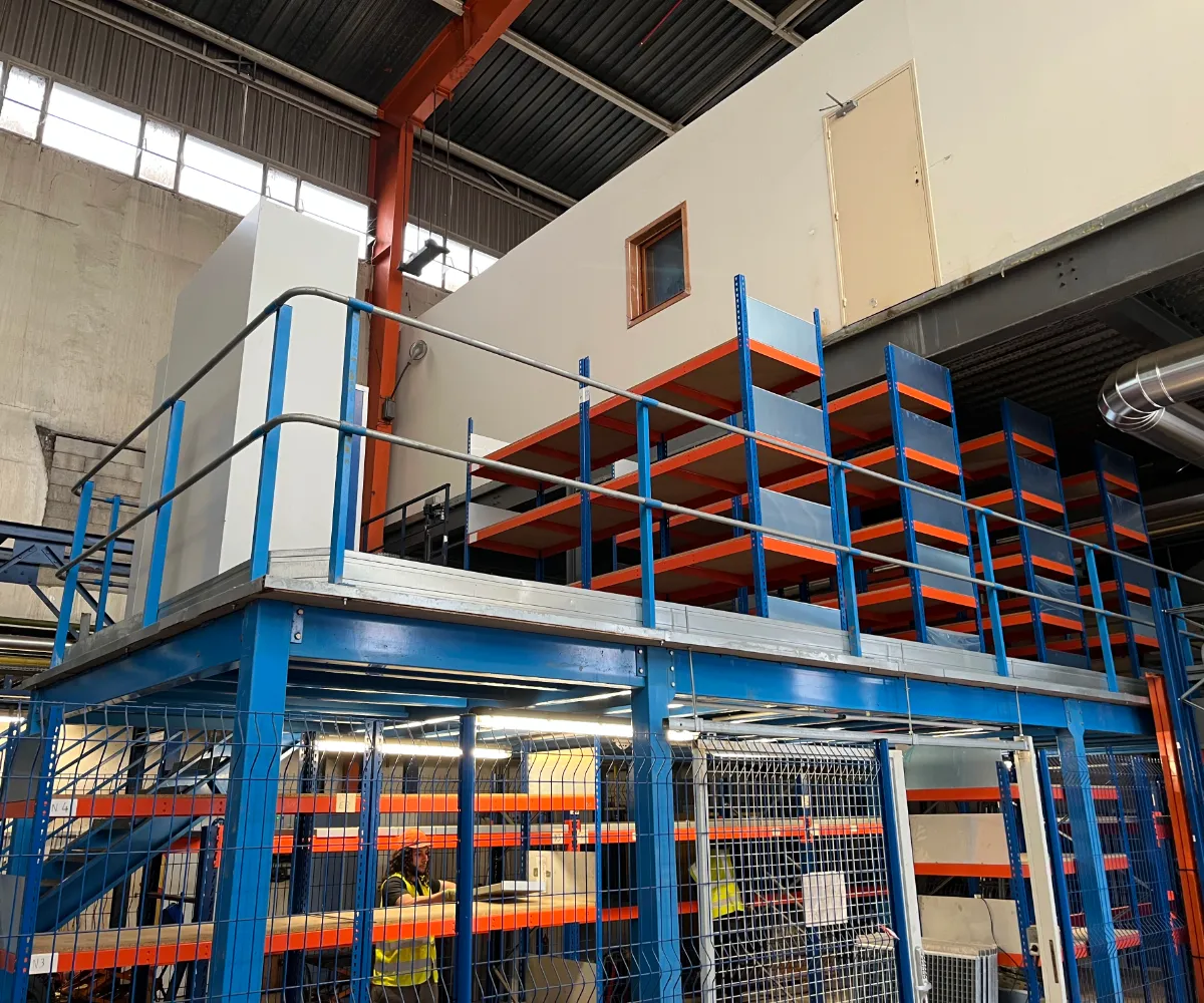 Ab Agencement Rayonnage A Guilly Pres D Orleans Ab Agencement Performance Mezzanine Sur Mesure 2